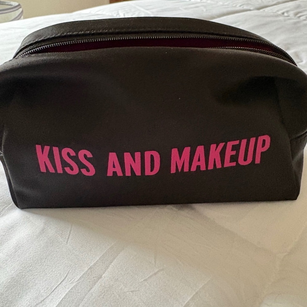 Kate Spade Kiss and Makeup Cosmetic Bag Black Pink Nylon Pouch